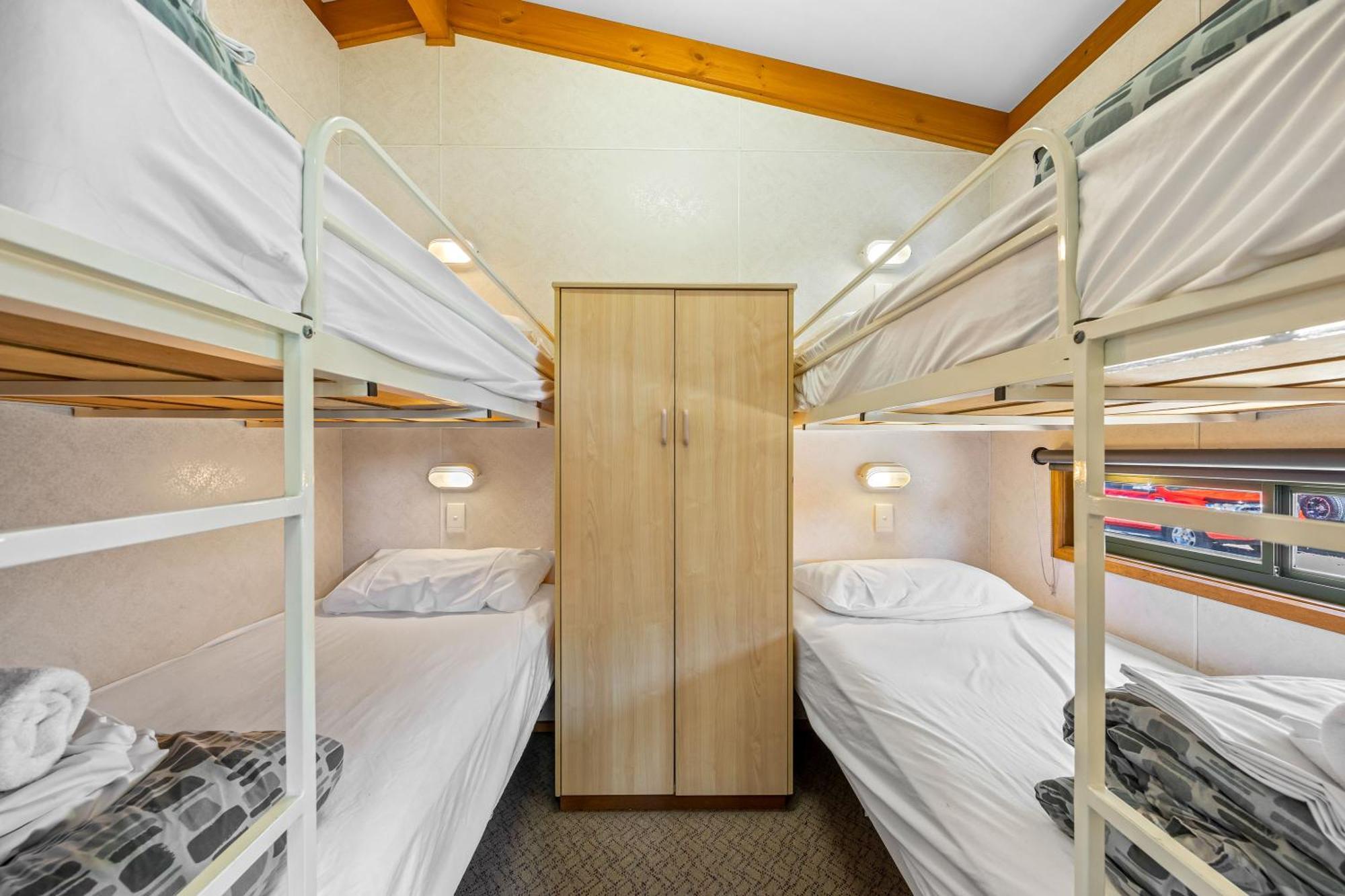 Eureka Stockade Holiday Park Баларат Стая снимка
